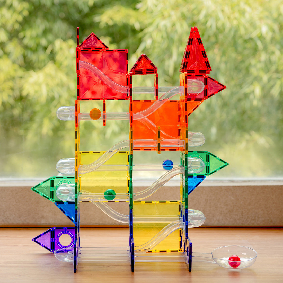 MNTL Magnetic Tiles 100 Teile Ball Run Rainbow Pack - Magnetische Kugelbahn